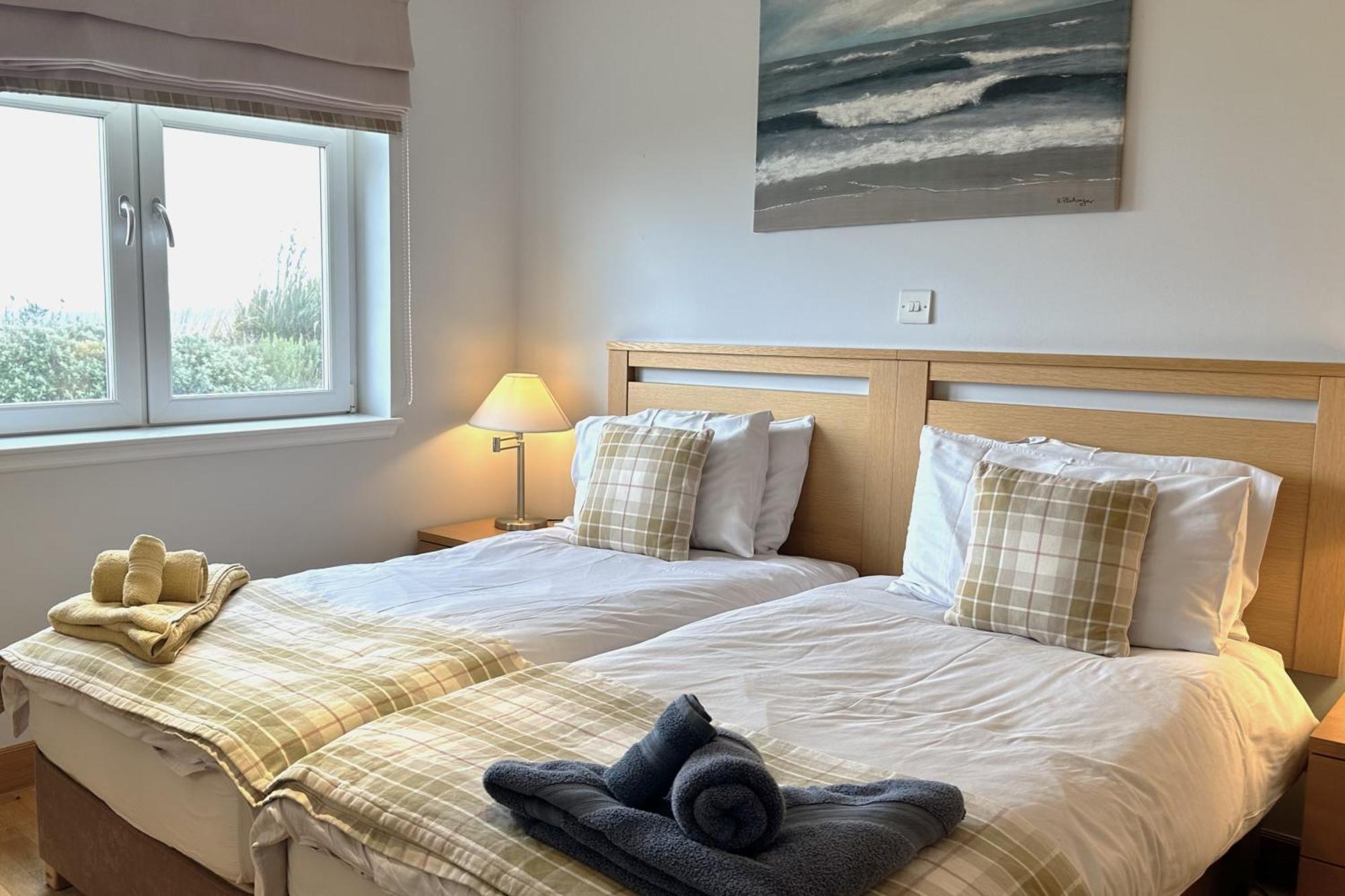 No2 The Links Apartment, Brora Eksteriør billede